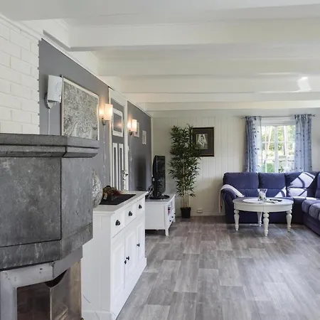 Beautiful In W/ 3 Bedrooms * Staubo
